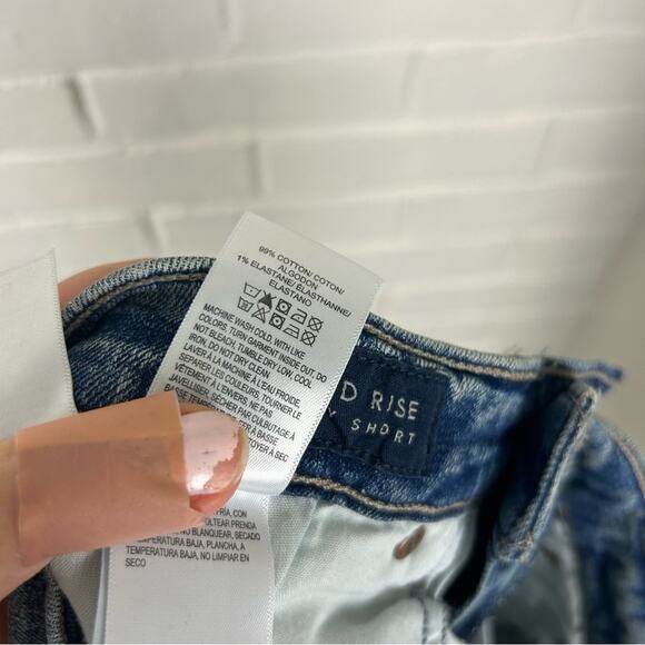 Lucky Brand Mid Rise Denim Boy Short Size 0/25 - Picture 4 of 7